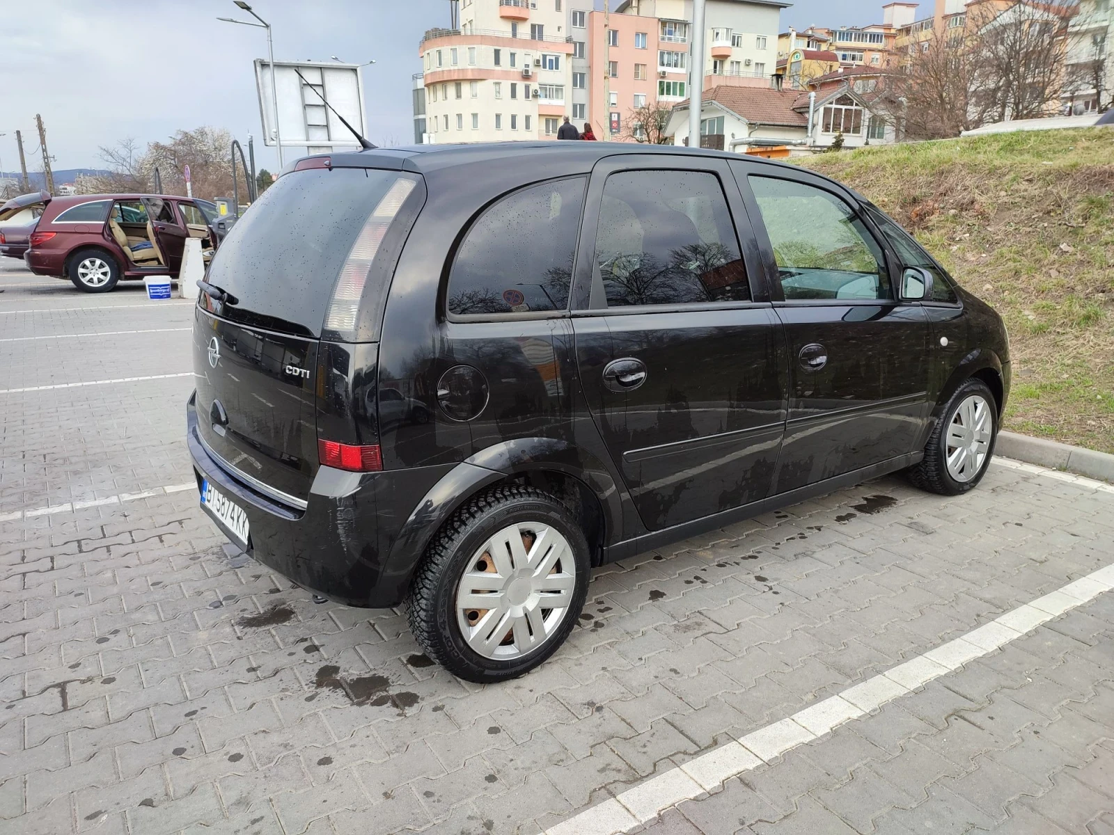 Opel Meriva Мини-ван, снимка 10 - Автомобили и джипове - 56365444