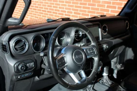 Jeep Wrangler Unlimited Sahara  CARFAX | Auto.bg — изображение 9