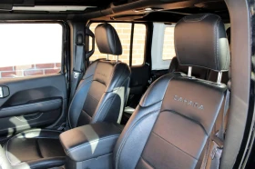Jeep Wrangler Unlimited Sahara  CARFAX | Auto.bg — изображение 11