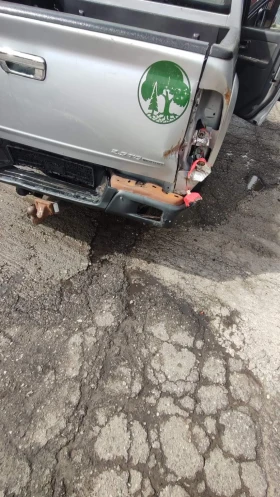 Isuzu D-max - 5500 € / 10757.07 лв. - 17713707 4