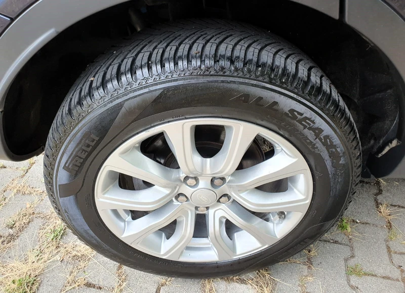 Land Rover Range Rover Evoque 2.0td4/150/4x4/SE, снимка 17 - Автомобили и джипове - 51180995