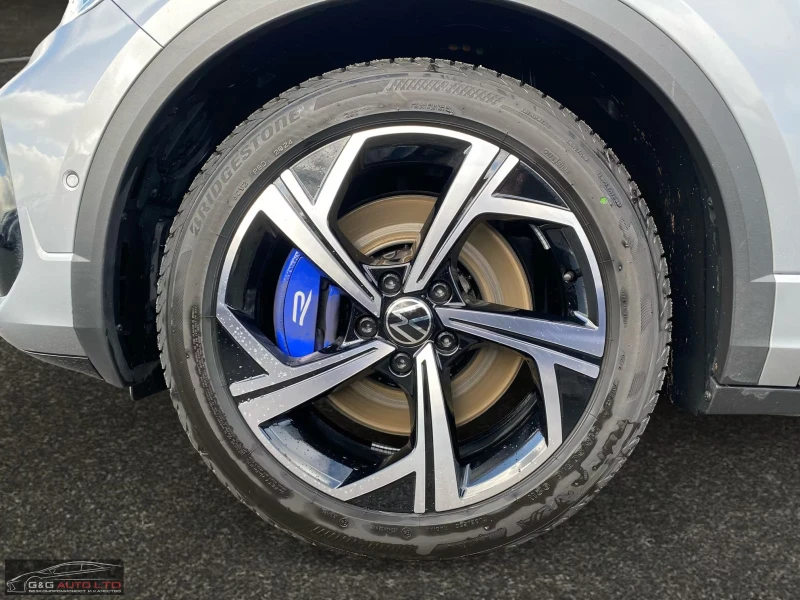 VW T-Roc R/300HP/NAVI/PANO/ACC/KLESS/DIGI/197g, снимка 6 - Автомобили и джипове - 51483918