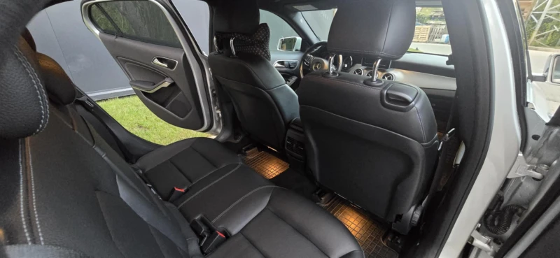 Mercedes-Benz GLA 250 GLA 250, снимка 11 - Автомобили и джипове - 52631628