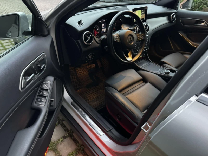 Mercedes-Benz GLA 250 GLA 250, снимка 8 - Автомобили и джипове - 52631628