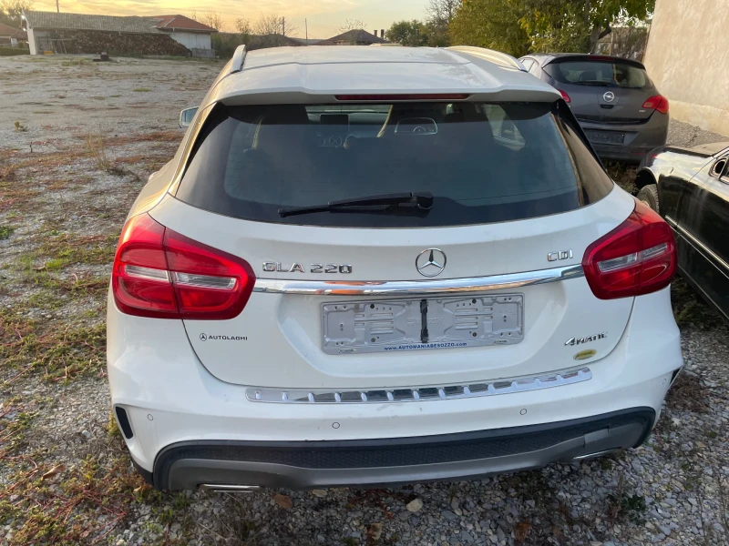 Mercedes-Benz GLA 220 CDI AMG Пакет , снимка 3 - Автомобили и джипове - 52286783