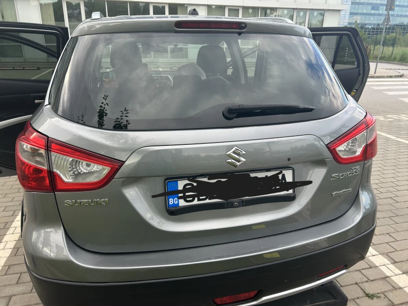 Suzuki SX4 S-Cross, снимка 4 - Автомобили и джипове - 52925953