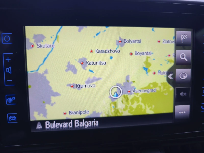 Toyota C-HR 1.8HYBRID LOUNGE FULL SERVICE IN TOYOTA NEW, снимка 10 - Автомобили и джипове - 53372451