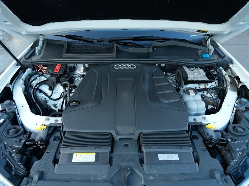 Audi Q7 Komfort* 45TFSI* АвтоКредит* (ЦЕНА ДО БГ), снимка 6 - Автомобили и джипове - 54001250