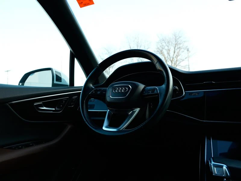 Audi Q7 Komfort* 45TFSI* АвтоКредит* (ЦЕНА ДО БГ), снимка 13 - Автомобили и джипове - 54001250