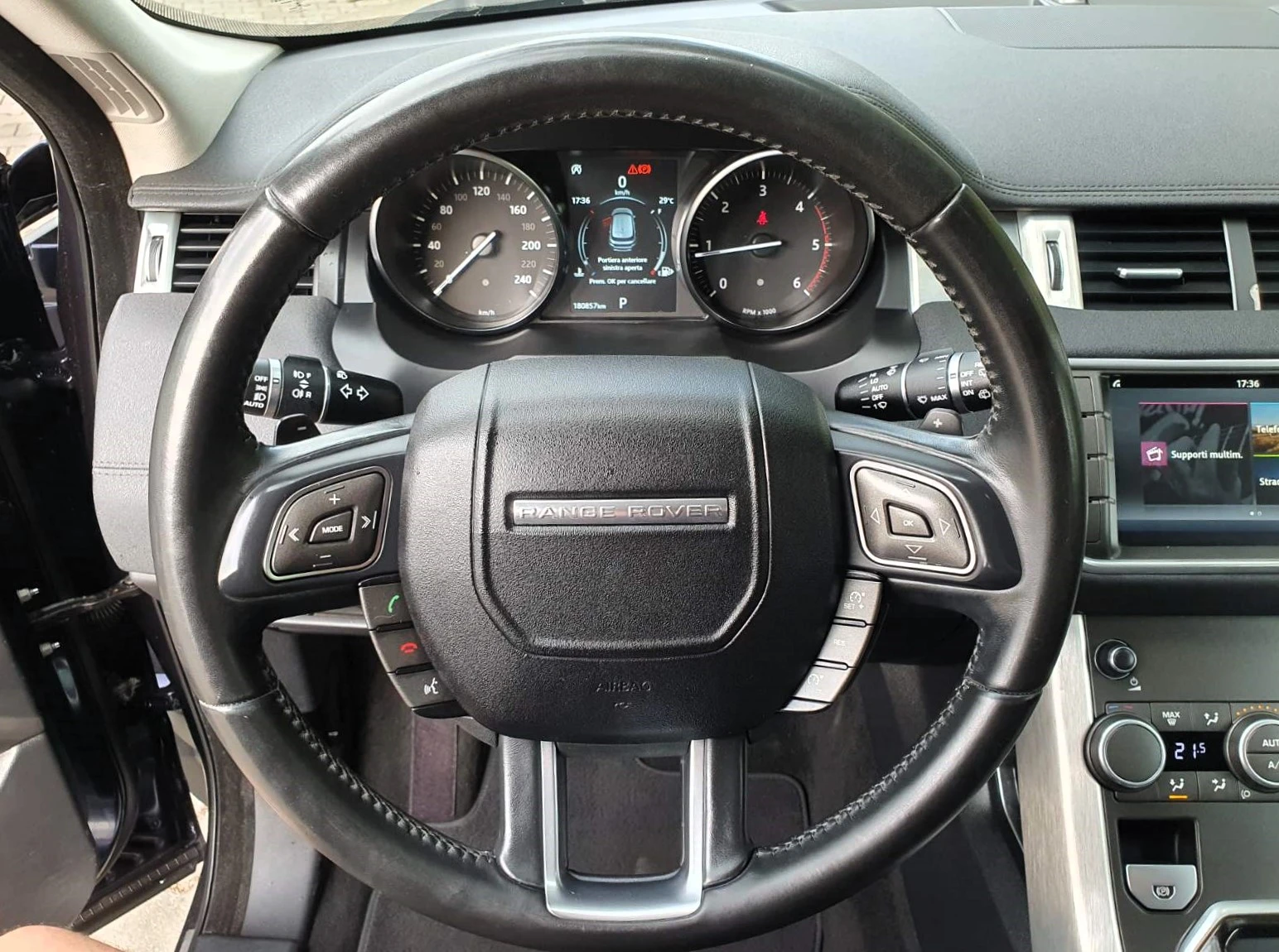 Land Rover Range Rover Evoque 2.0td4/150/4x4/SE - изображение 8