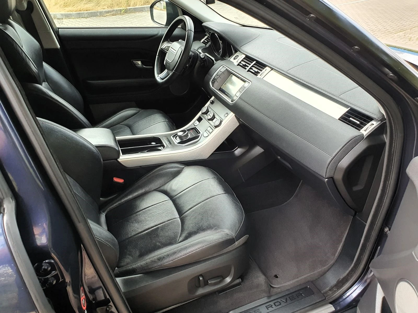 Land Rover Range Rover Evoque 2.0td4/150/4x4/SE | Mobile.bg   11