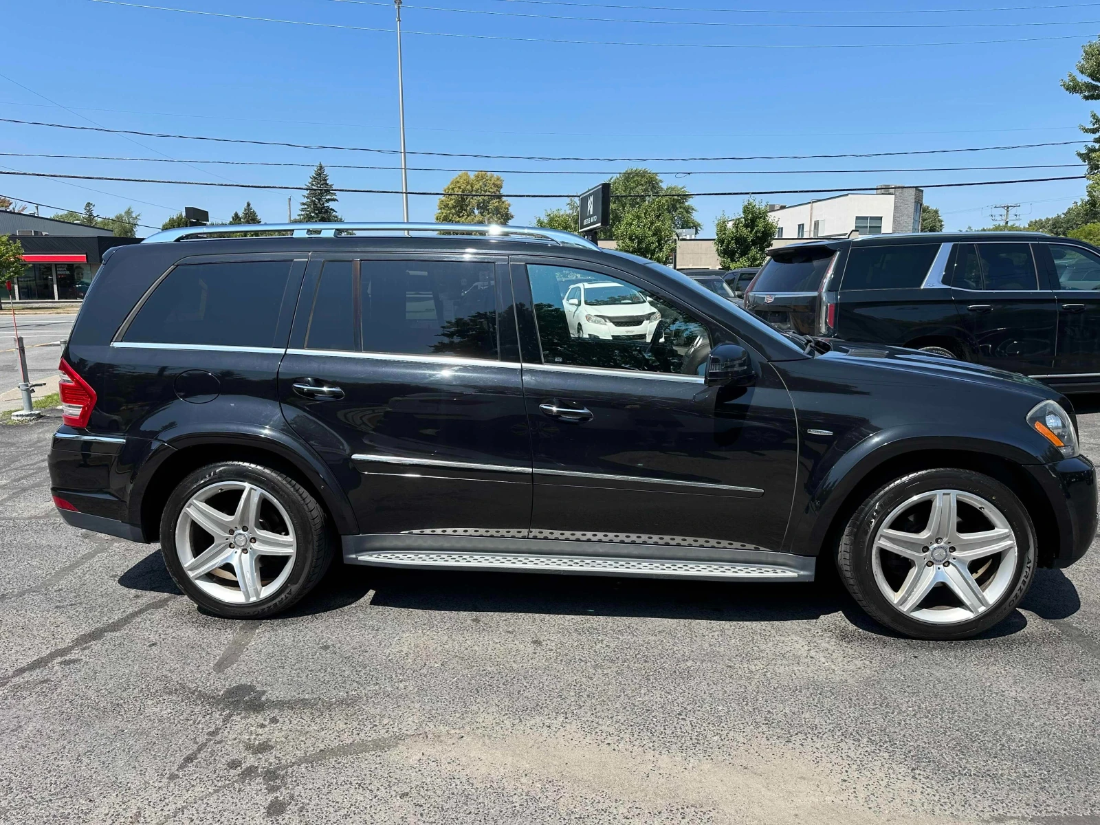 Mercedes-Benz GL 550 * 4MATIC * CARFAX * БЕЗ ПЪРВОНАЧАЛНА ВНОСКА - изображение 5