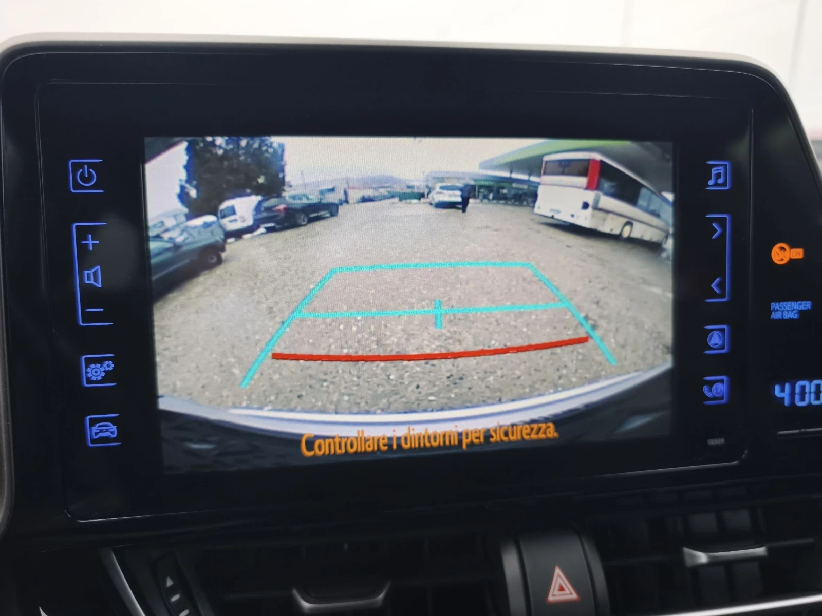 Toyota C-HR 1.8HYBRID LOUNGE FULL SERVICE IN TOYOTA NEW - изображение 9