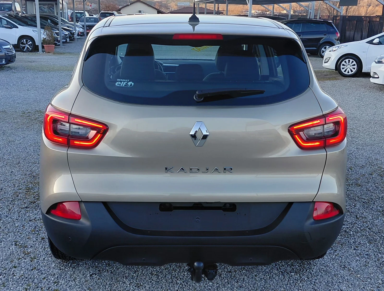 Renault Kadjar NAVI, CAMERA, KEYLESS, лизинг, снимка 4 - Автомобили и джипове - 55453119