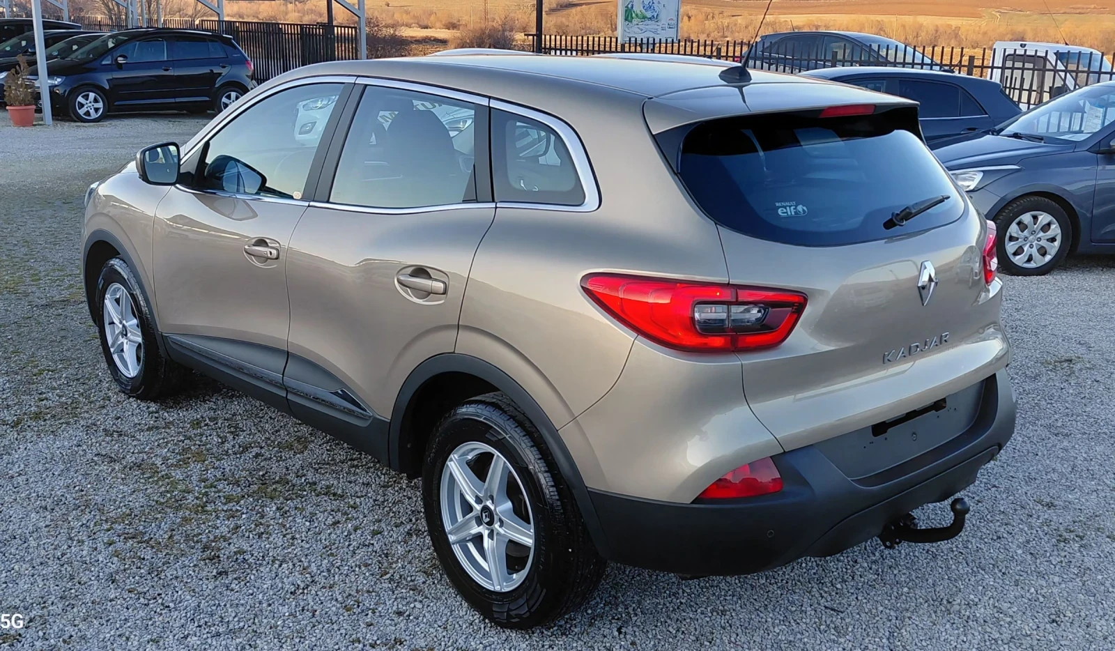 Renault Kadjar NAVI, CAMERA, KEYLESS, лизинг, снимка 6 - Автомобили и джипове - 55453119