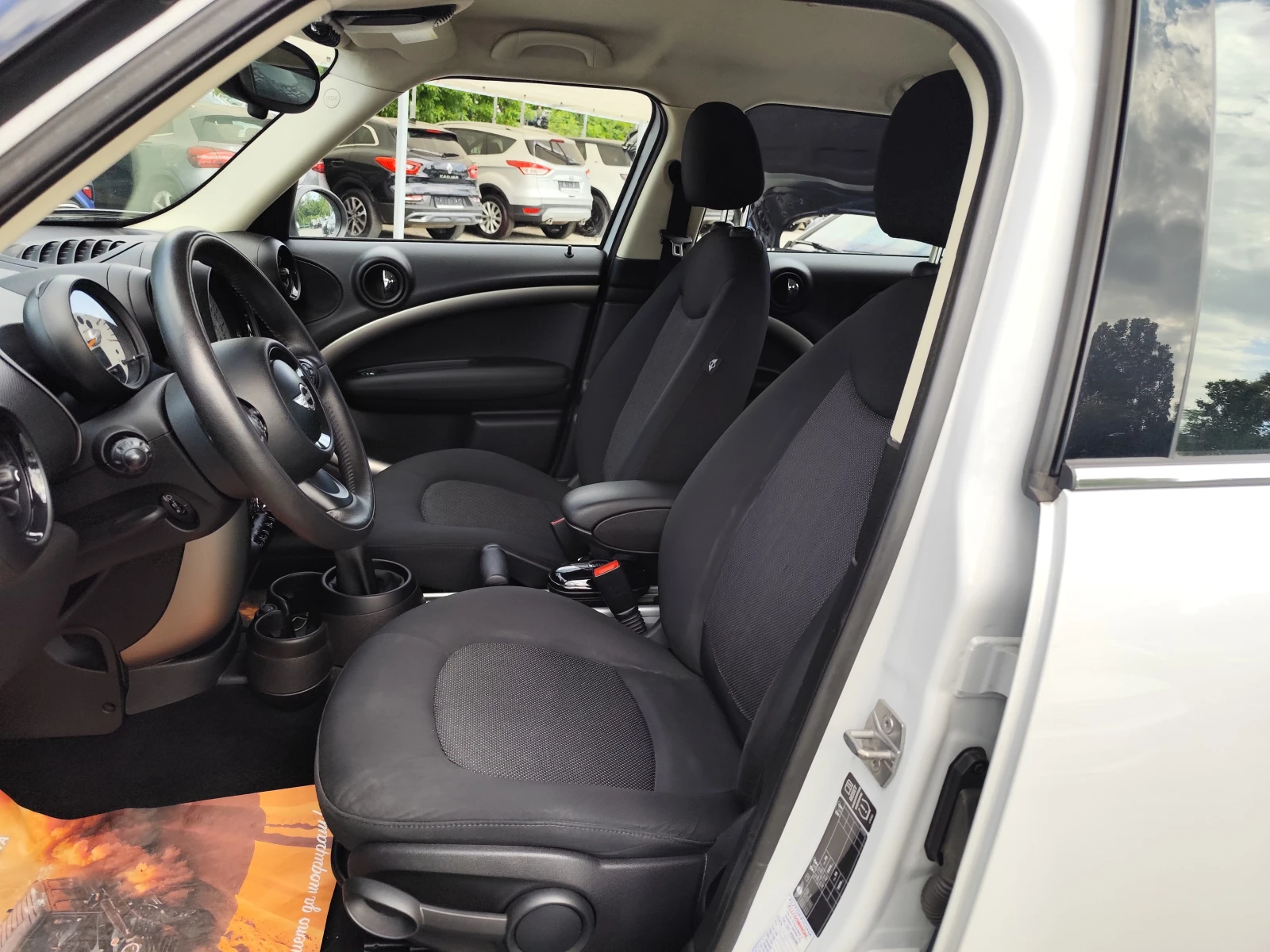 Mini Countryman 1.6D* EURO5B* KLIMATRONIK* , снимка 7 - Автомобили и джипове - 54067038
