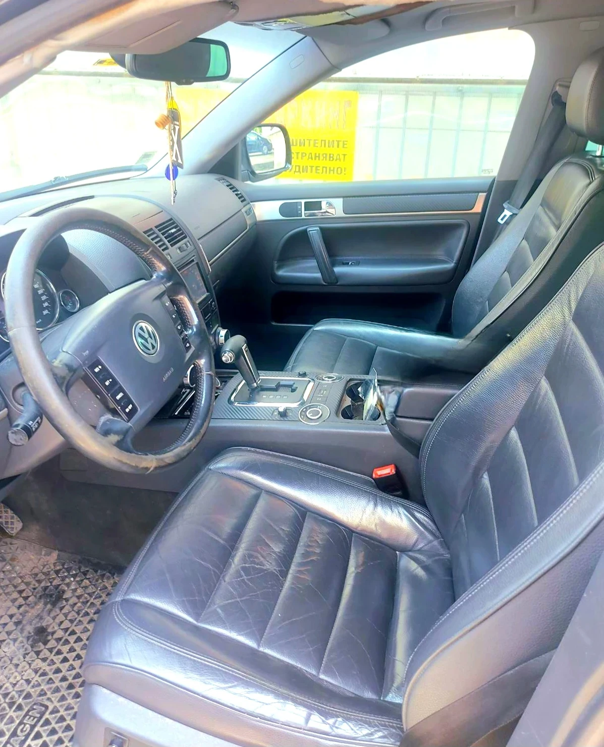 VW Touareg, снимка 2 - Автомобили и джипове - 54167276