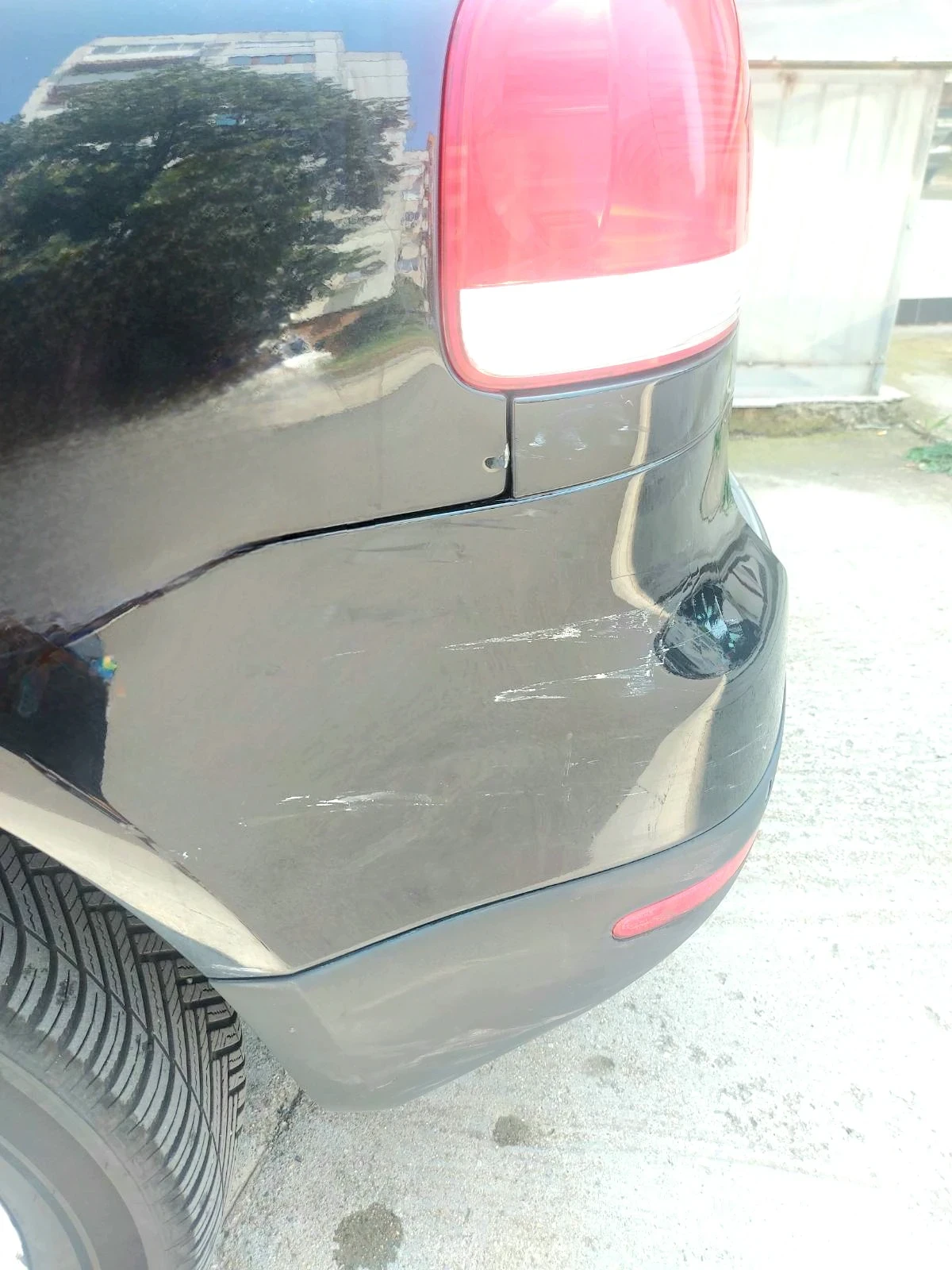 VW Touareg, снимка 6 - Автомобили и джипове - 54167276