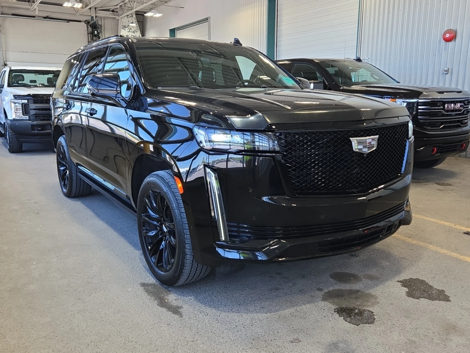 Cadillac Escalade PLATINUM SPORT * * CARFAX * * АВТО КРЕДИТ * * , снимка 2 - Автомобили и джипове - 54682533