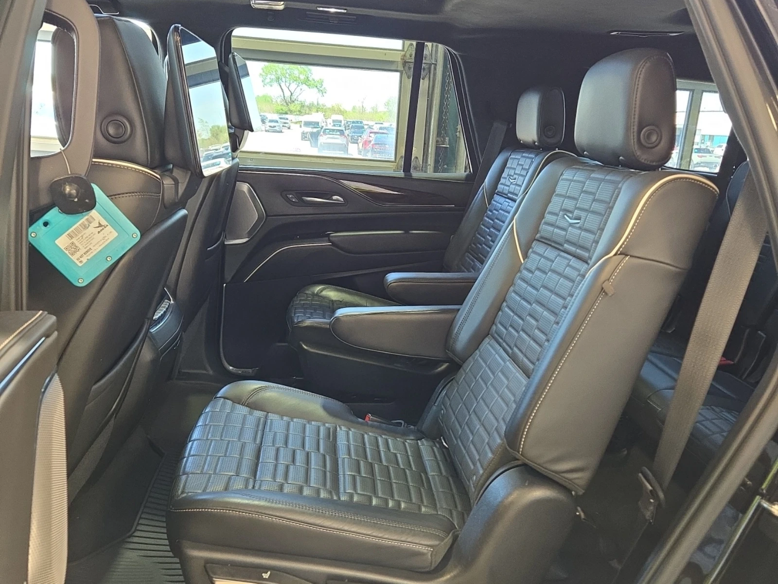 Cadillac Escalade PLATINUM SPORT * * CARFAX * * АВТО КРЕДИТ * * , снимка 10 - Автомобили и джипове - 54682533