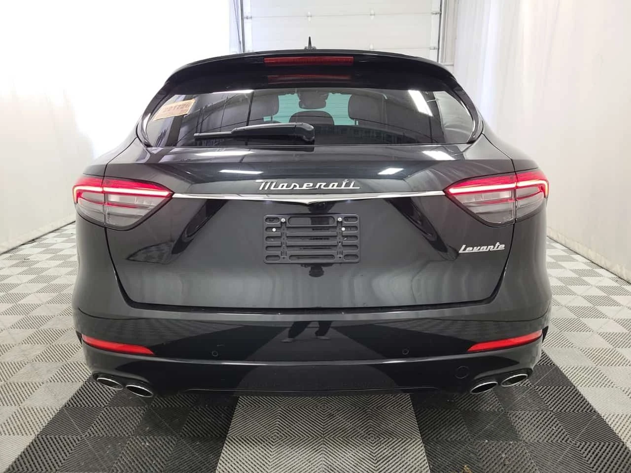 Maserati Levante GT| ОБДУХВАНЕ| ПАНО| 360| 2 КЛЮЧА| , снимка 4 - Автомобили и джипове - 54766157