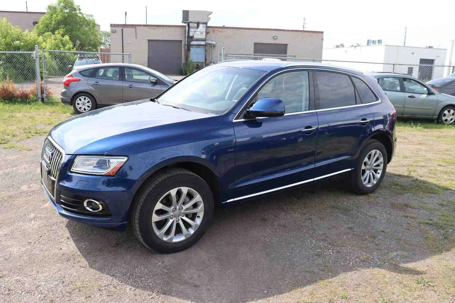Audi Q5 2.0T Progressiv/Keyless/ПАНОРАМА/CARFAX, снимка 3 - Автомобили и джипове - 55200913