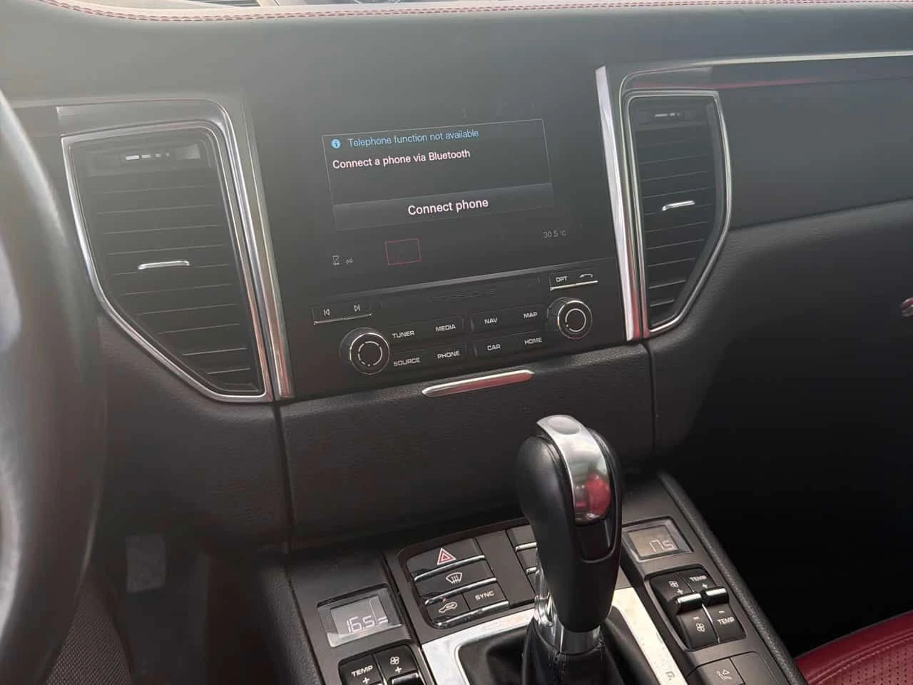 Porsche Macan * GTS * АВТОКРЕДИТ БЕЗ ПЪРВОНАЧАЛНА ВНОСКА* , снимка 9 - Автомобили и джипове - 55215836