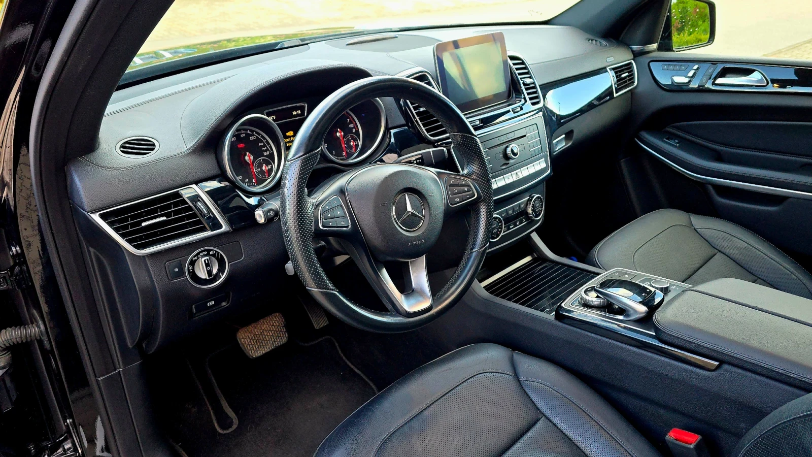 Mercedes-Benz GLS 500 AMG Line, Shadow Line, снимка 6 - Автомобили и джипове - 55589978
