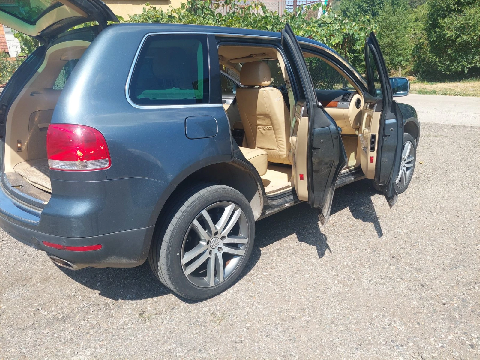 VW Touareg 4.2 V8 (Газ), снимка 7 - Автомобили и джипове - 55903268