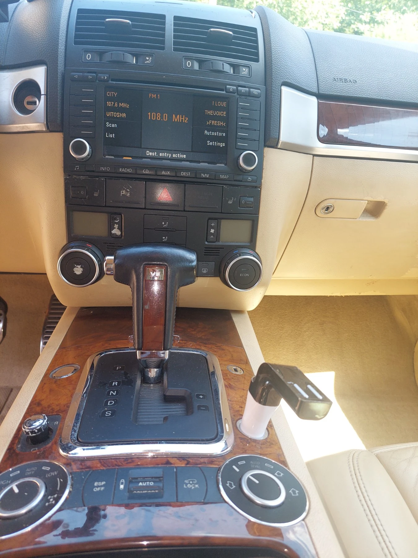 VW Touareg 4.2 V8 (Газ), снимка 17 - Автомобили и джипове - 55903268
