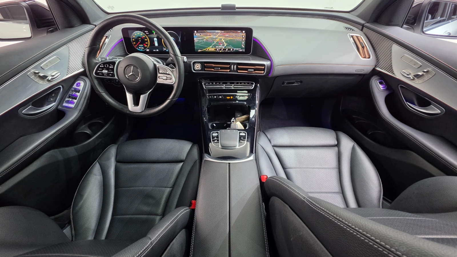 Mercedes-Benz EQC 400 4Matic, снимка 13 - Автомобили и джипове - 56014772