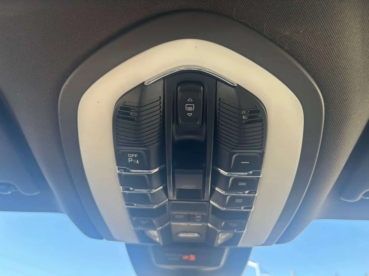 Porsche Macan * S AWD 4dr S * CARFAX * , снимка 17 - Автомобили и джипове - 56655932