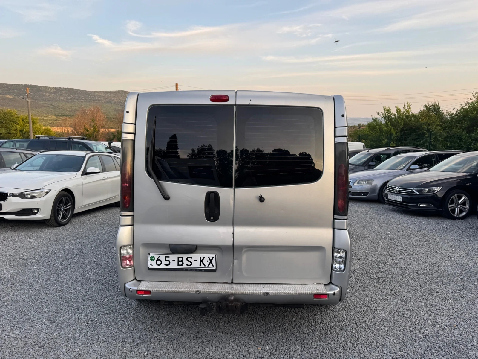 Renault Trafic 2.4cdti КЛИМА-ДУБЪЛ-ЛОНГ  - изображение 6