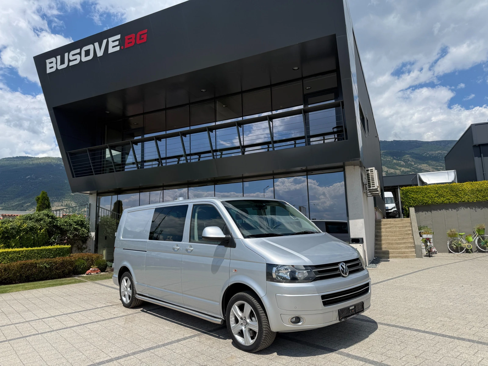 VW Transporter 2.0TDI Товаропътнически 5-местен Long Клима 