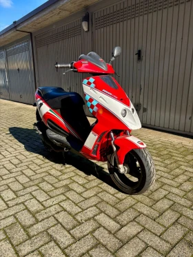 ������ Malaguti F