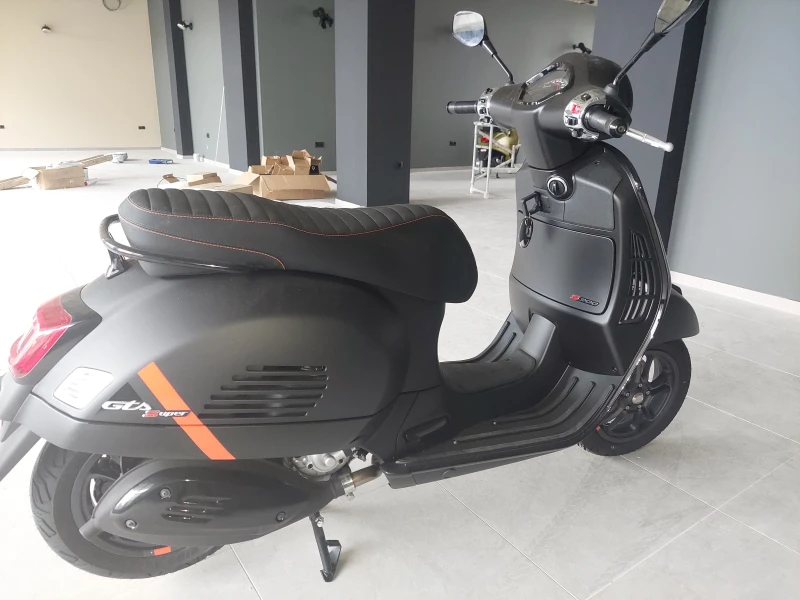 Vespa GTS Sport, снимка 4 - Мотоциклети и мототехника - 49854698
