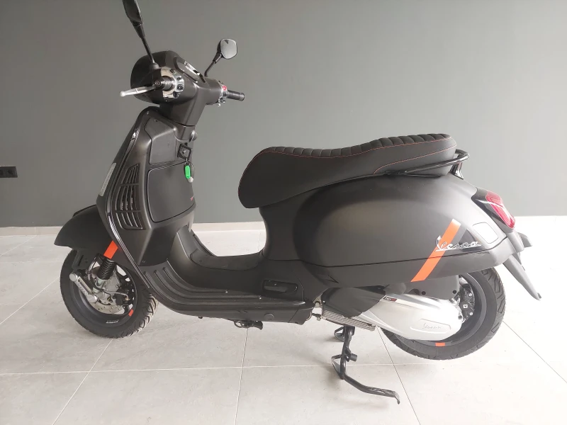 Vespa GTS Sport, снимка 2 - Мотоциклети и мототехника - 49854698