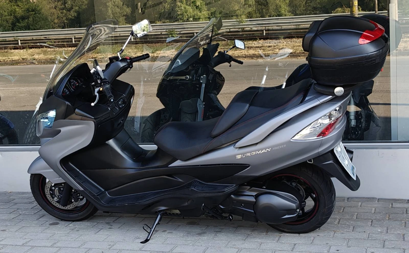 Suzuki Burgman 400 ABS - изображение 4