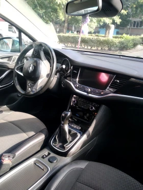 Opel Astra Sports Tourer 1.6 CDTi Innovation, снимка 8