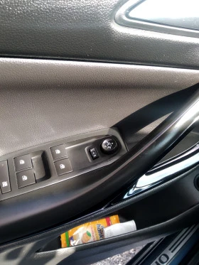 Opel Astra Sports Tourer 1.6 CDTi Innovation, снимка 7