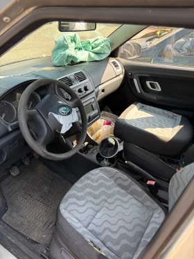 Skoda Fabia 1.6i ТОП ЦЕНИ, снимка 2