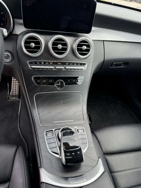 Mercedes-Benz C 300  Premium Night + AMG Package 360  CARFAX, снимка 12