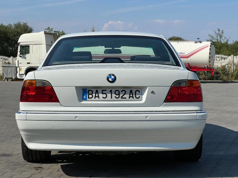 BMW 735 V8 3.5 , снимка 3 - Автомобили и джипове - 47011391