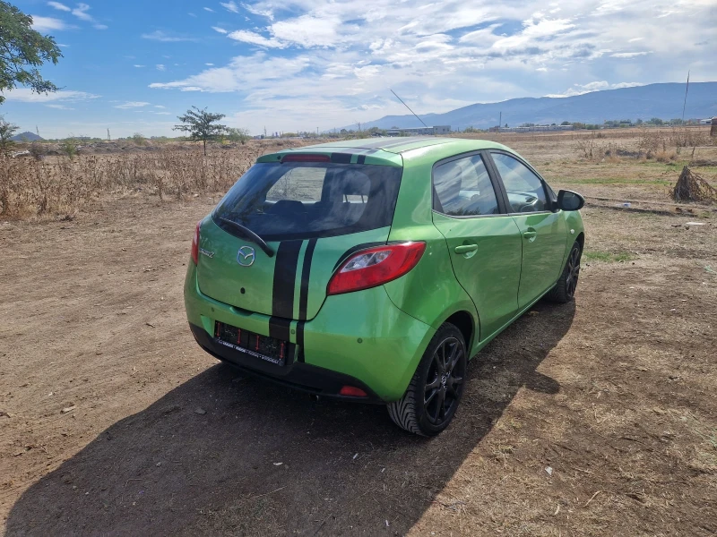 Mazda 2 1.3i-86ps, снимка 6 - Автомобили и джипове - 47533283