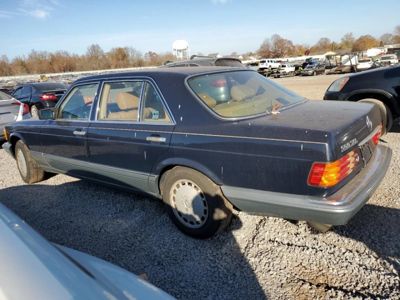 Mercedes-Benz 560 SEL, снимка 2 - Автомобили и джипове - 48402427