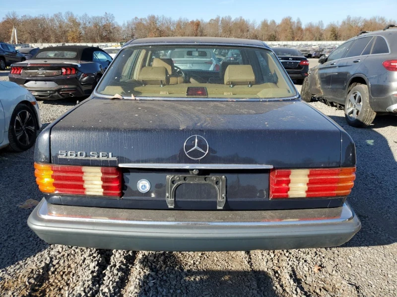 Mercedes-Benz 560 SEL, снимка 6 - Автомобили и джипове - 48402427