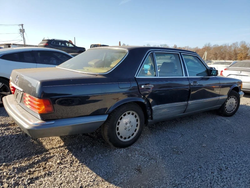 Mercedes-Benz 560 SEL, снимка 3 - Автомобили и джипове - 48402427