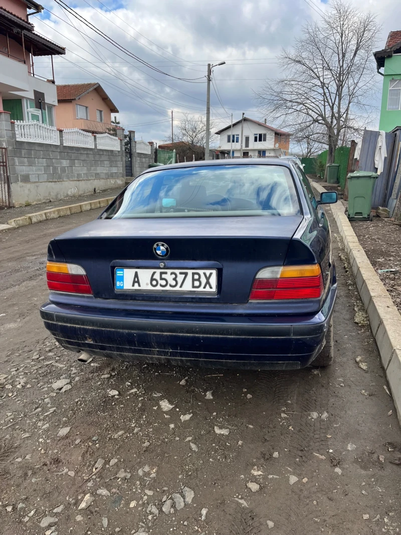 BMW 316, снимка 4 - Автомобили и джипове - 49343864