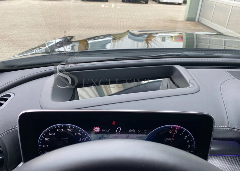 Mercedes-Benz C 63 AMG S * DiSTRONIC* 360* 4MATIC* , снимка 9 - Автомобили и джипове - 51352816