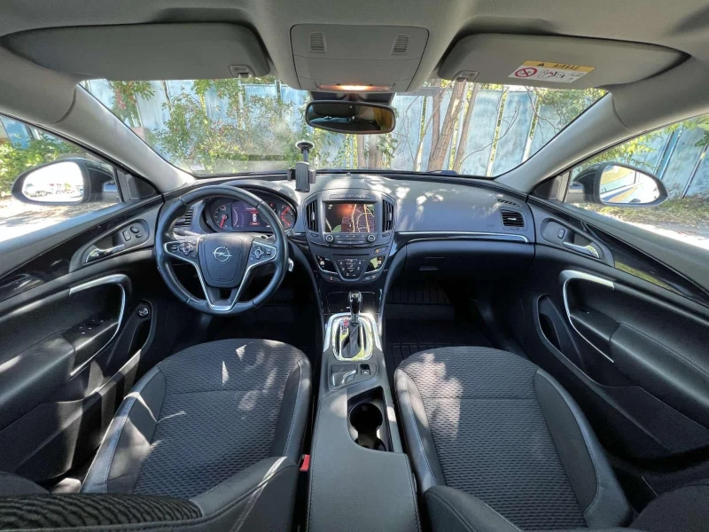 Opel Insignia, снимка 9 - Автомобили и джипове - 52357548